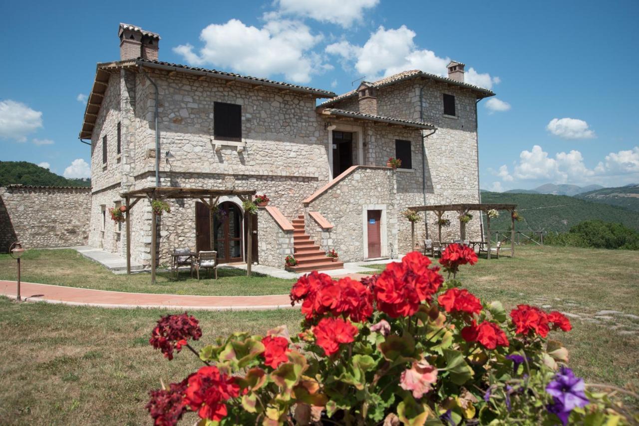 Agriturismo La Commenda-Adults Only Cascia Exteriér fotografie