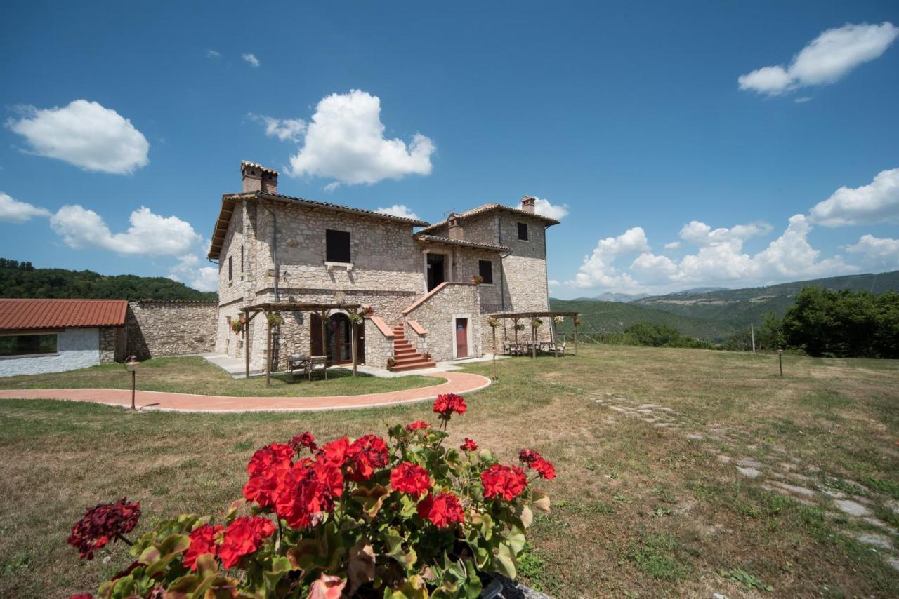 Agriturismo La Commenda-Adults Only Cascia Exteriér fotografie