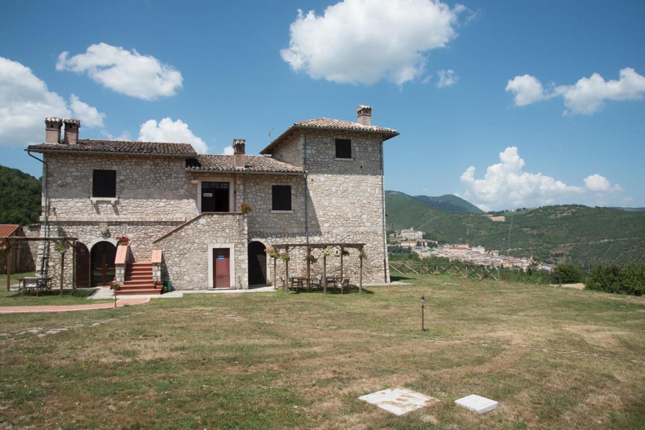 Agriturismo La Commenda-Adults Only Cascia Exteriér fotografie