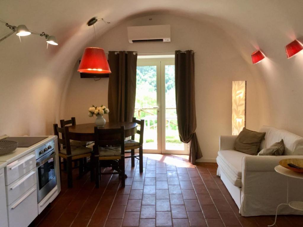 Agriturismo La Commenda-Adults Only Cascia Exteriér fotografie