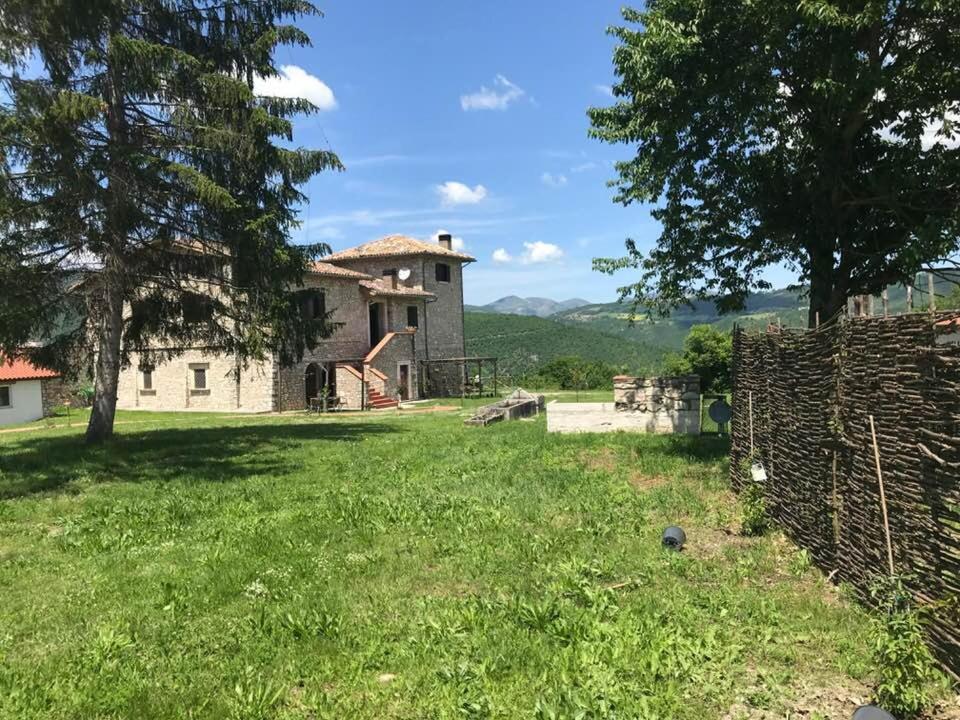 Agriturismo La Commenda-Adults Only Cascia Exteriér fotografie